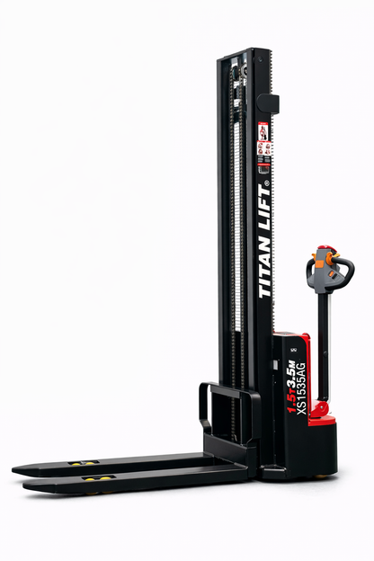 Apilador Eléctrico Titan Lift Base Americana 685 XS1535AG – 1.5T – 3.5 m