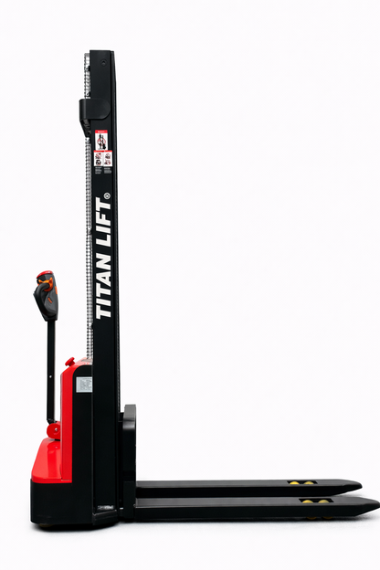 Apilador Eléctrico Titan Lift Base Americana 685 XS1535AG – 1.5T – 3.5 m